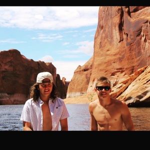 Meet your Posher, Logan